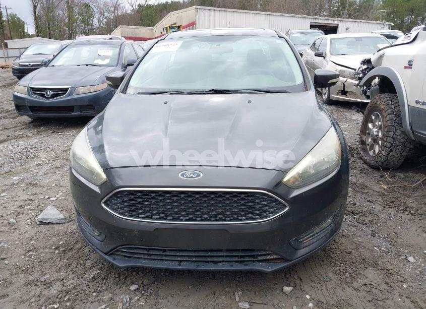 Photo 12 of 2017 Ford Focus SEL (VIN 1FADP3H22HL305908)