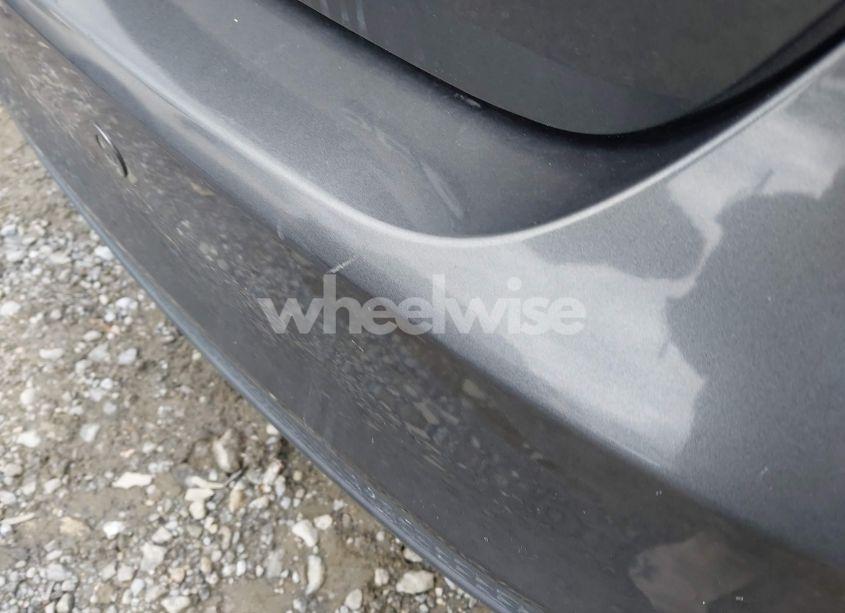 Photo 17 of 2017 Ford Focus SEL (VIN 1FADP3H22HL305908)