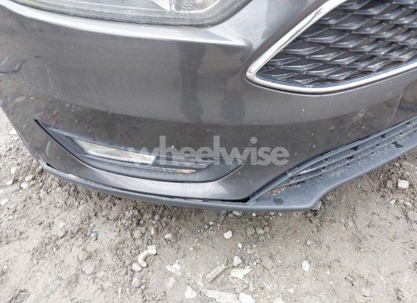 Photo 6 of 2017 Ford Focus SEL (VIN 1FADP3H22HL305908)