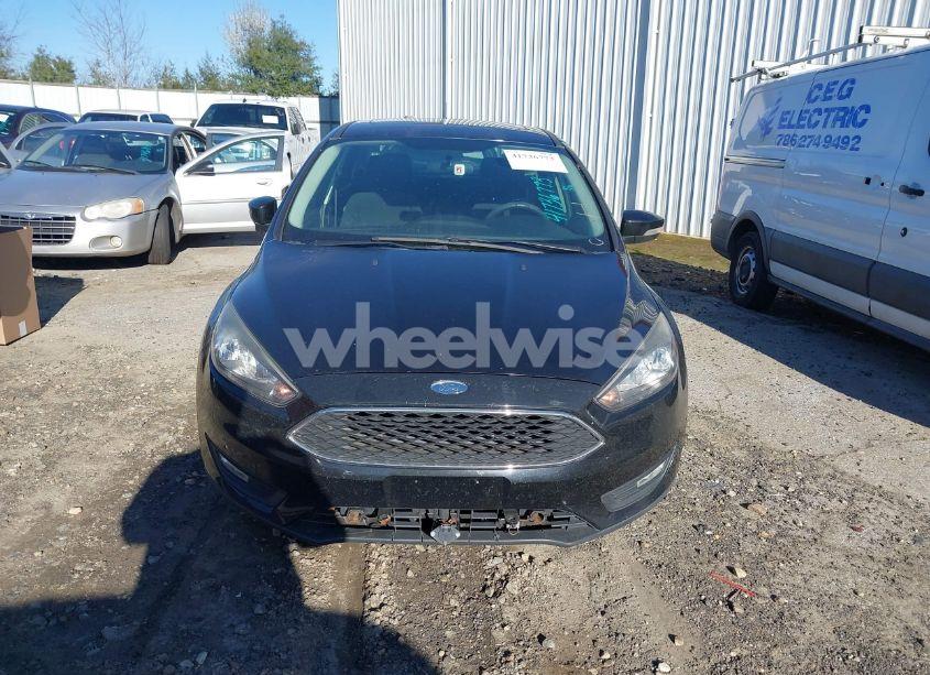 Photo 12 of 2017 Ford Focus SEL (VIN 1FADP3H22HL327004)