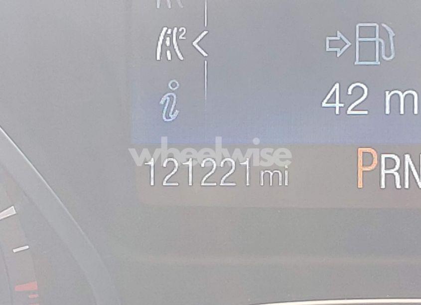 Photo 15 of 2017 Ford Focus SEL (VIN 1FADP3H22HL327004)