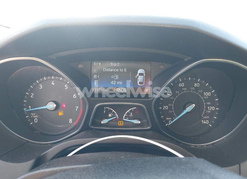 Photo 7 of 2017 Ford Focus SEL (VIN 1FADP3H22HL327004)