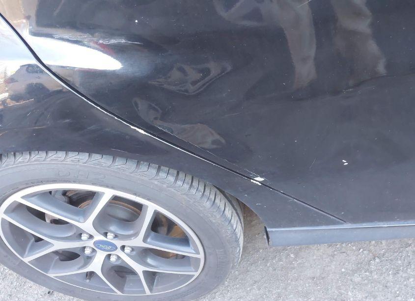 Photo 17 of 2017 Ford Focus SEL (VIN 1FADP3H22HL331408)