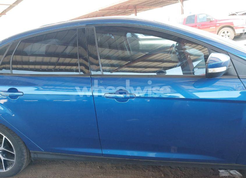 Photo 14 of 2018 Ford Focus SEL (VIN 1FADP3H22JL211680)