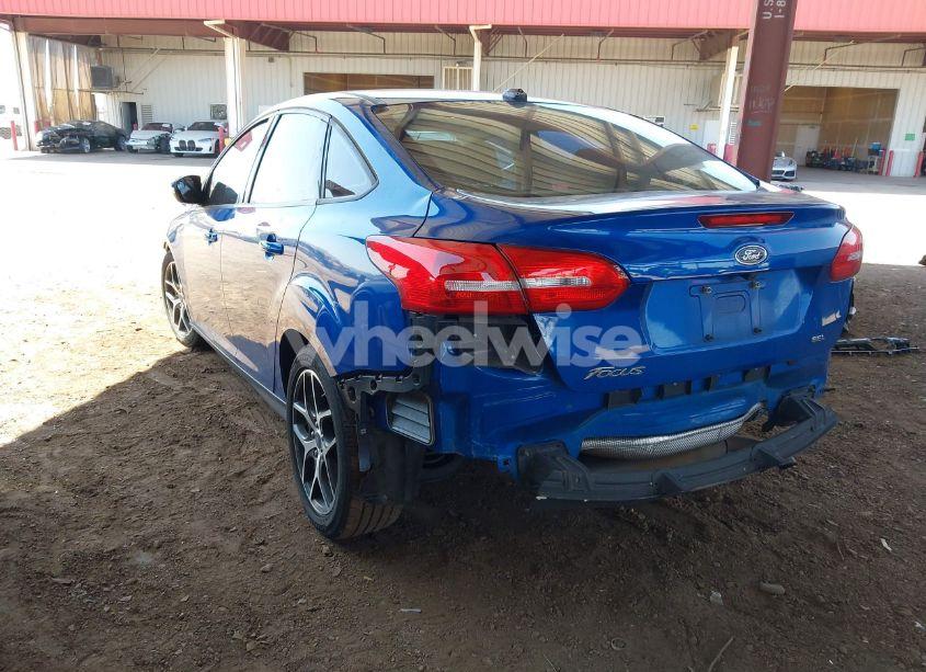 Photo 3 of 2018 Ford Focus SEL (VIN 1FADP3H22JL211680)