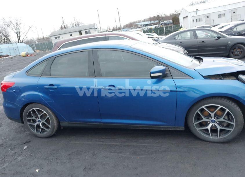 Photo 13 of 2018 Ford Focus SEL (VIN 1FADP3H22JL216992)