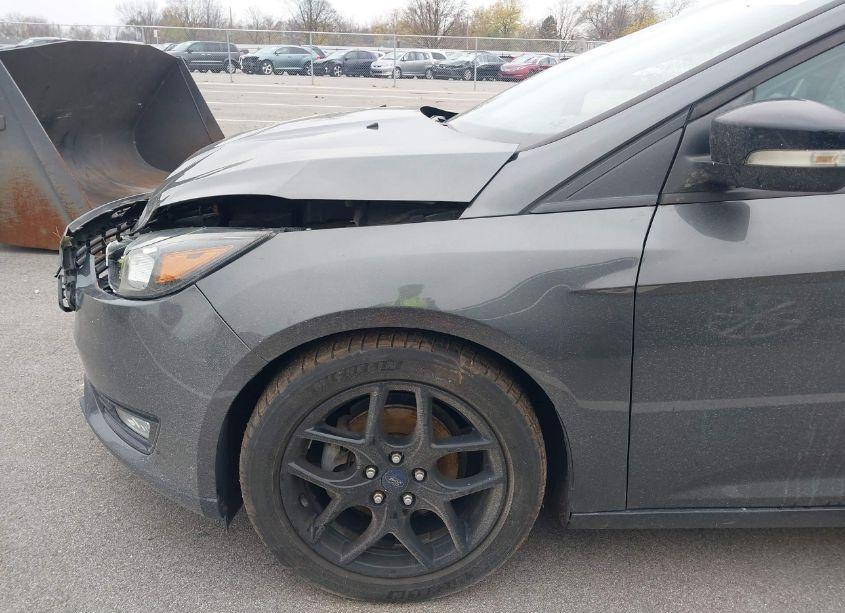 Photo 12 of 2017 Ford Focus SEL (VIN 1FADP3H23HL226392)