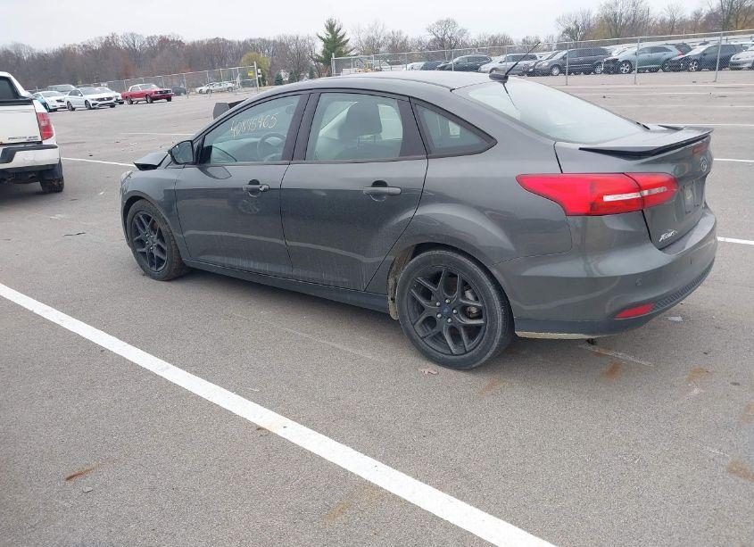 Photo 3 of 2017 Ford Focus SEL (VIN 1FADP3H23HL226392)