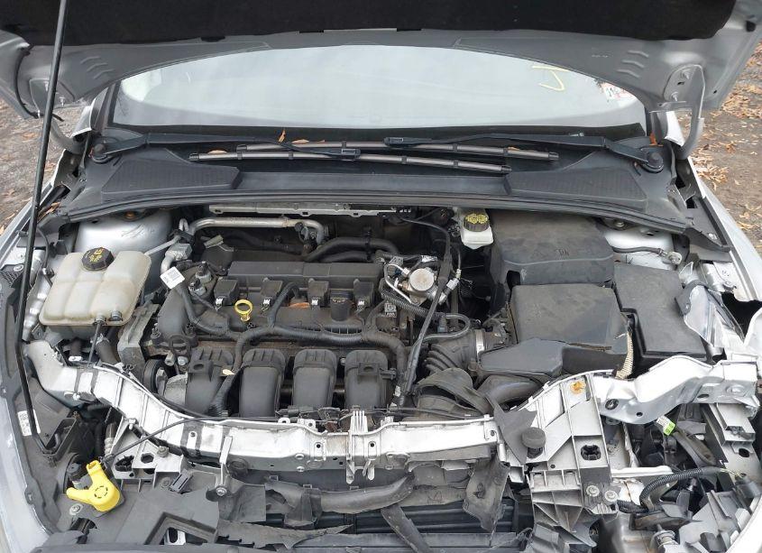 Photo 10 of 2017 Ford Focus SEL (VIN 1FADP3H23HL269954)