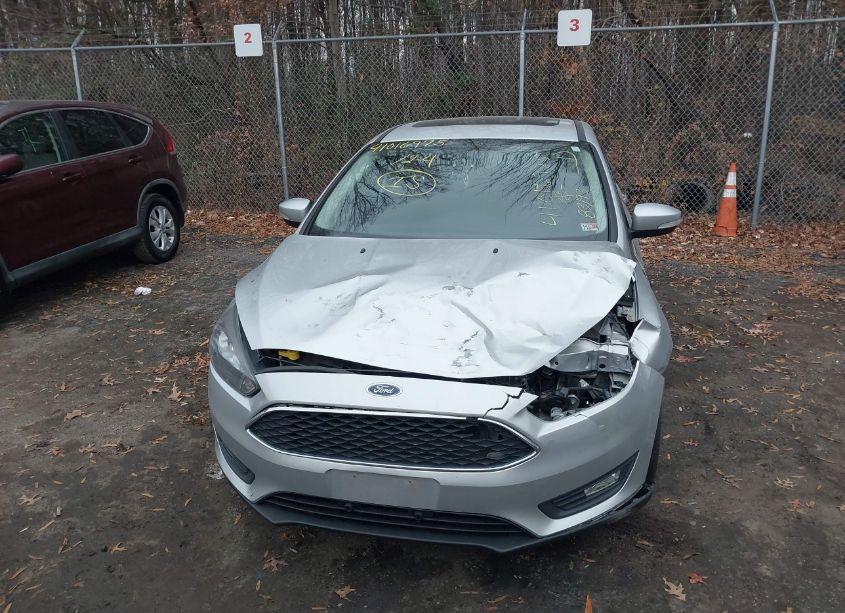 Photo 12 of 2017 Ford Focus SEL (VIN 1FADP3H23HL269954)