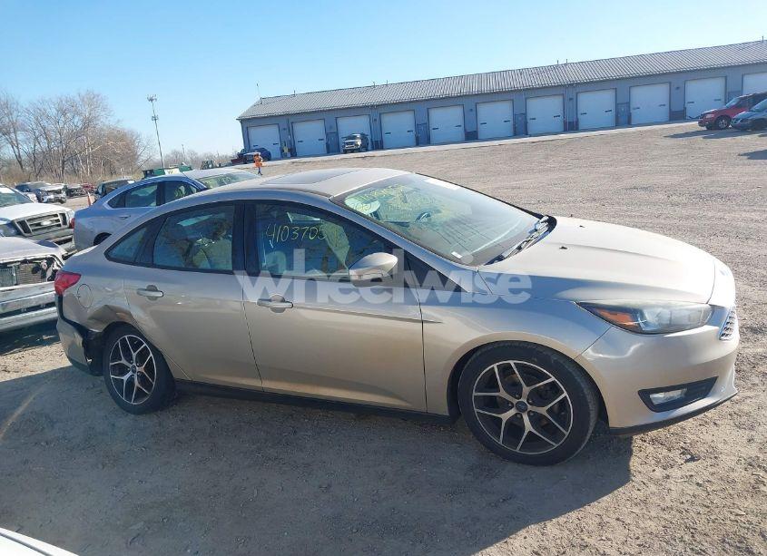 Photo 13 of 2017 Ford Focus SEL (VIN 1FADP3H23HL294868)