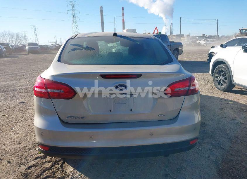 Photo 16 of 2017 Ford Focus SEL (VIN 1FADP3H23HL294868)