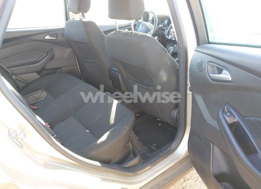 Photo 8 of 2017 Ford Focus SEL (VIN 1FADP3H23HL294868)