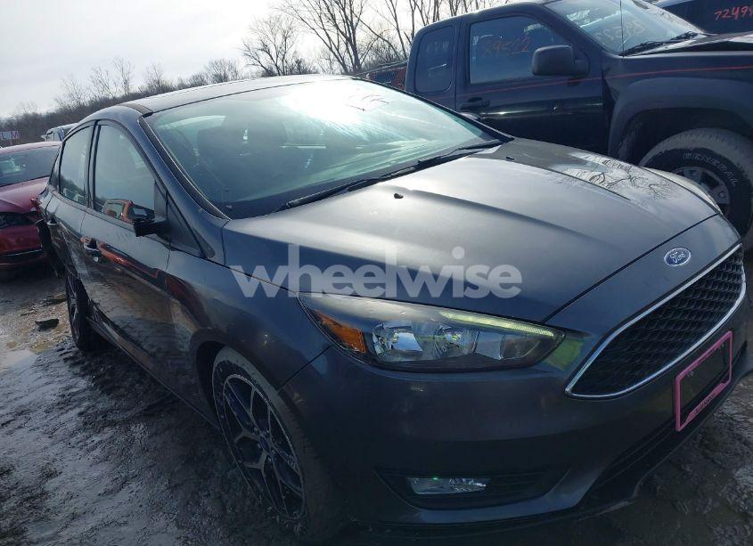 2017 Ford Focus SEL (VIN 1FADP3H23HL346905) main photo