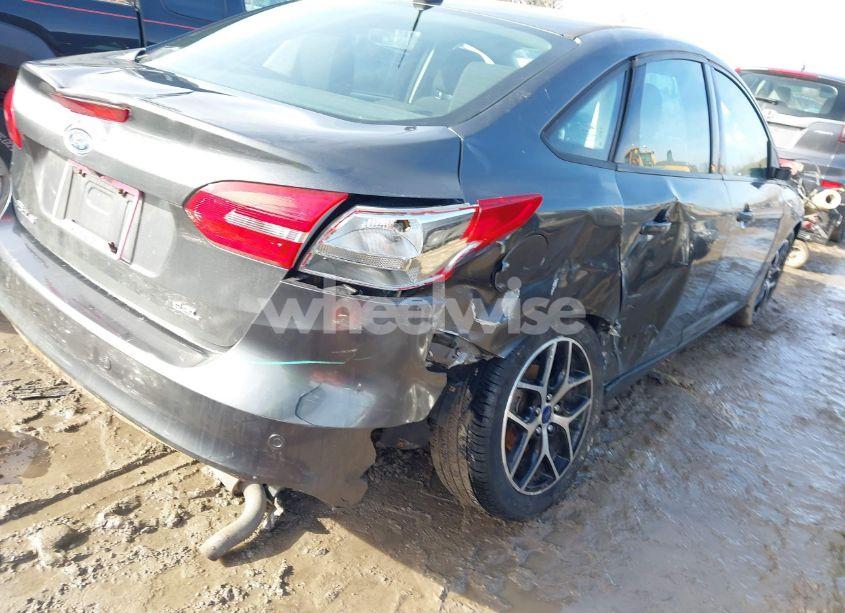 Photo 6 of 2017 Ford Focus SEL (VIN 1FADP3H23HL346905)