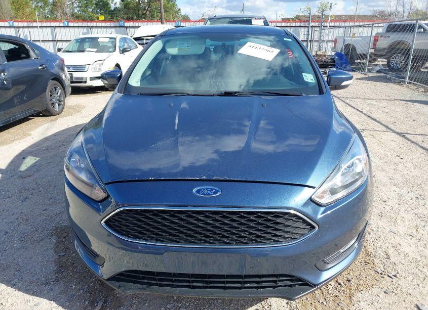 Photo 13 of 2018 Ford Focus SEL (VIN 1FADP3H23JL214765)