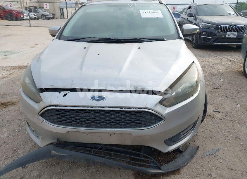 Photo 12 of 2017 Ford Focus SEL (VIN 1FADP3H24HL235375)