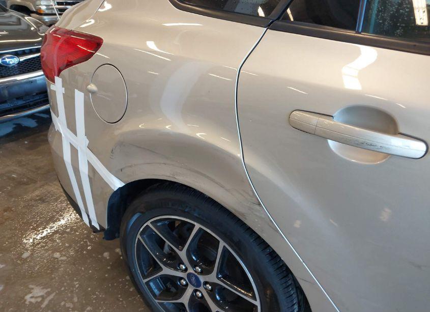 Photo 17 of 2017 Ford Focus SEL (VIN 1FADP3H24HL276928)