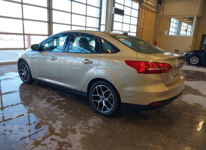 Photo 3 of 2017 Ford Focus SEL (VIN 1FADP3H24HL276928)