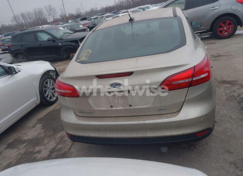 Photo 16 of 2017 Ford Focus SEL (VIN 1FADP3H24HL302881)