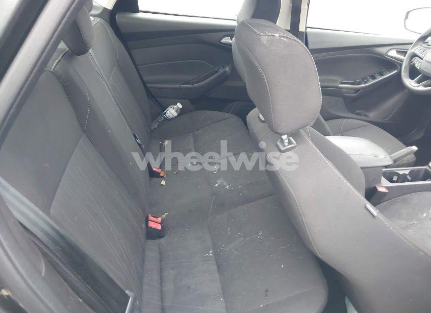 Photo 8 of 2017 Ford Focus SEL (VIN 1FADP3H24HL303223)