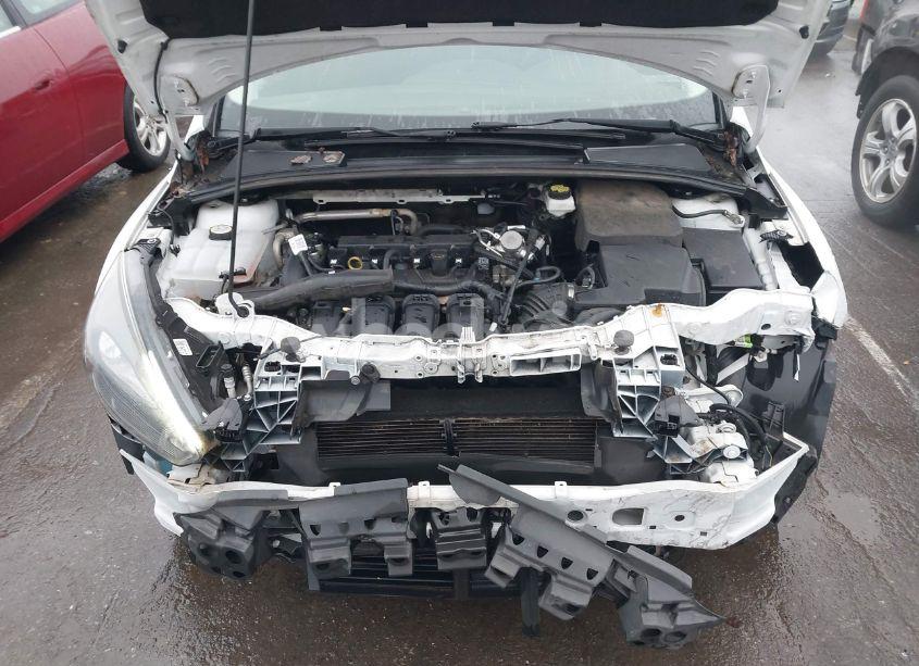 Photo 10 of 2018 Ford Focus SEL (VIN 1FADP3H24JL200826)