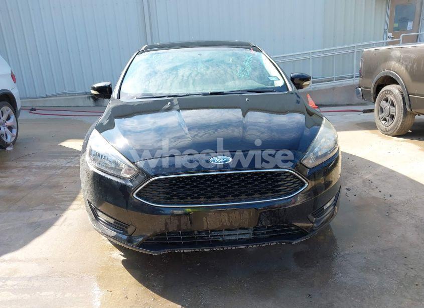 Photo 12 of 2018 Ford Focus SEL (VIN 1FADP3H24JL204374)