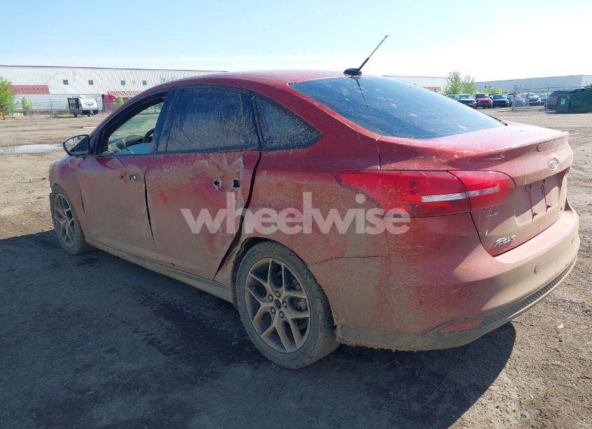 Photo 3 of 2018 Ford Focus SEL (VIN 1FADP3H24JL260024)