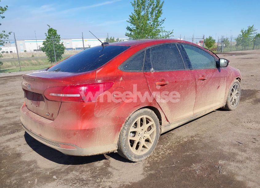 Photo 4 of 2018 Ford Focus SEL (VIN 1FADP3H24JL260024)