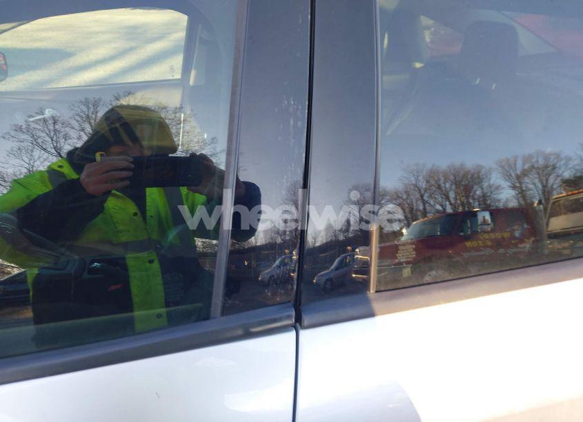 Photo 20 of 2018 Ford Focus SEL (VIN 1FADP3H24JL301073)