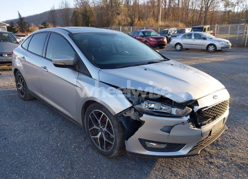 Photo 6 of 2018 Ford Focus SEL (VIN 1FADP3H24JL301073)