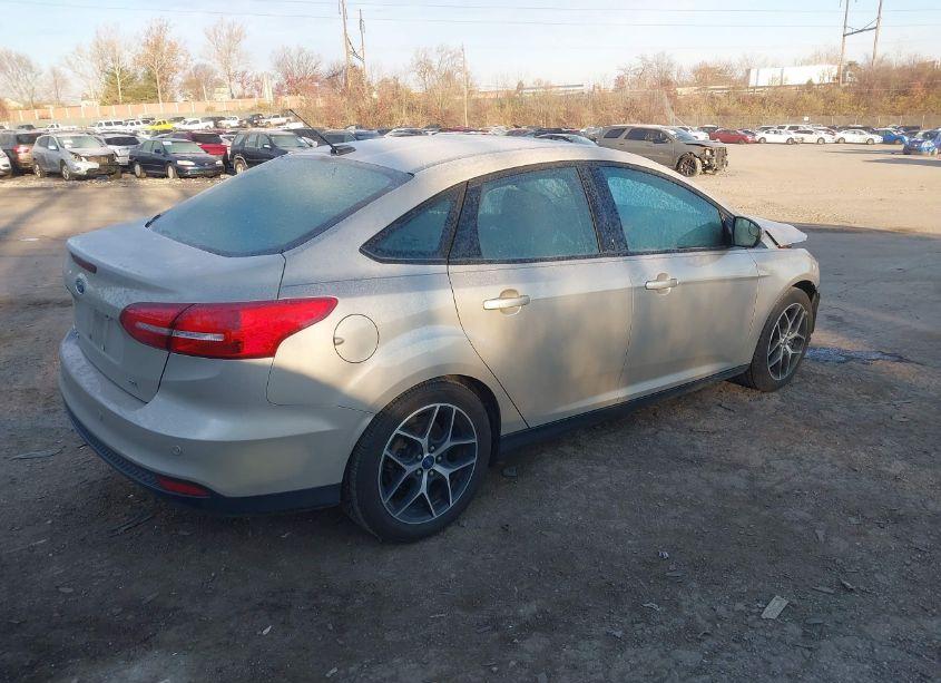 Photo 4 of 2017 Ford Focus SEL (VIN 1FADP3H25HL201347)