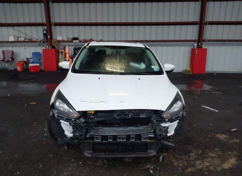 Photo 13 of 2017 Ford Focus SEL (VIN 1FADP3H25HL224997)