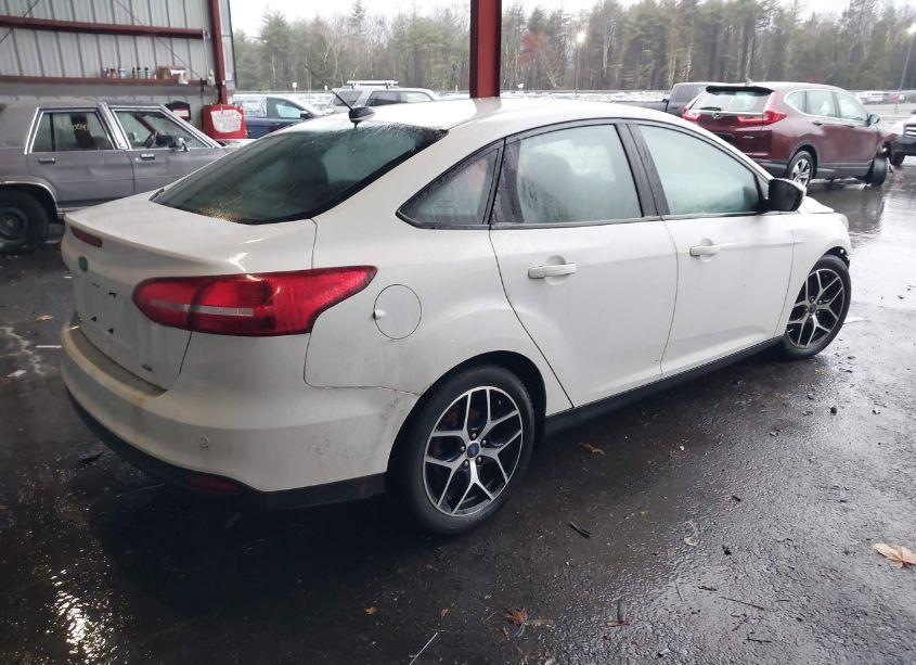 Photo 4 of 2017 Ford Focus SEL (VIN 1FADP3H25HL224997)