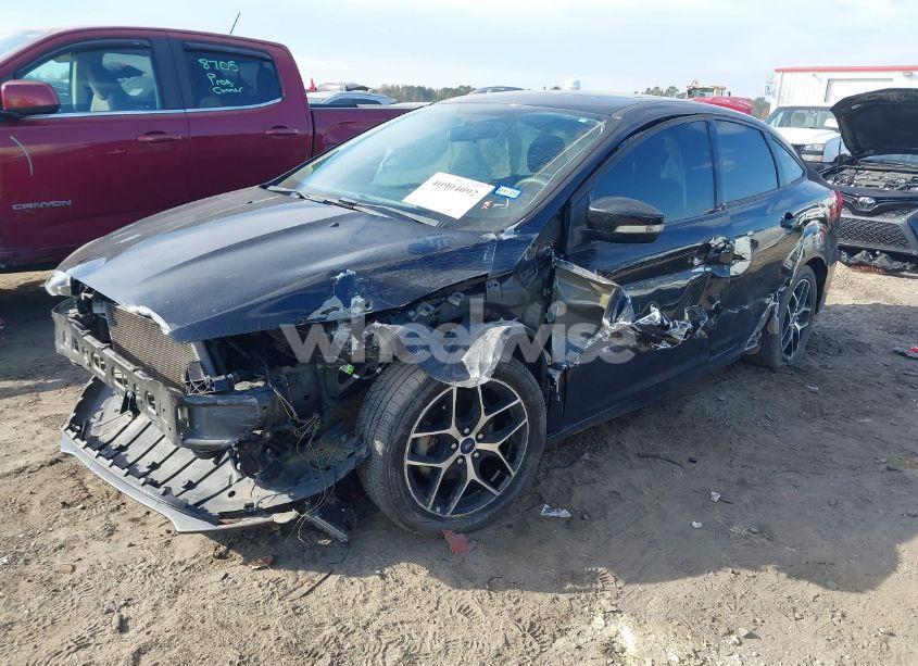 Photo 2 of 2017 Ford Focus SEL (VIN 1FADP3H25HL257661)