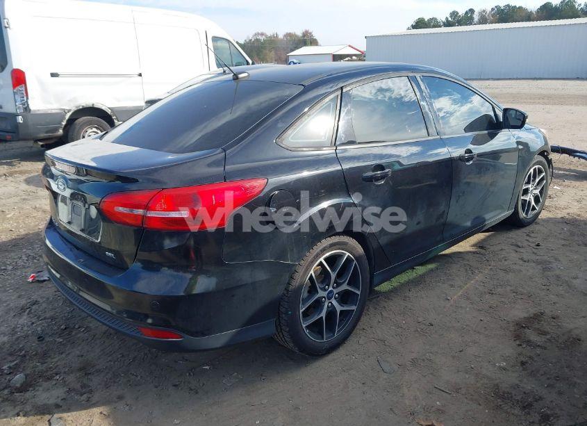 Photo 4 of 2017 Ford Focus SEL (VIN 1FADP3H25HL257661)