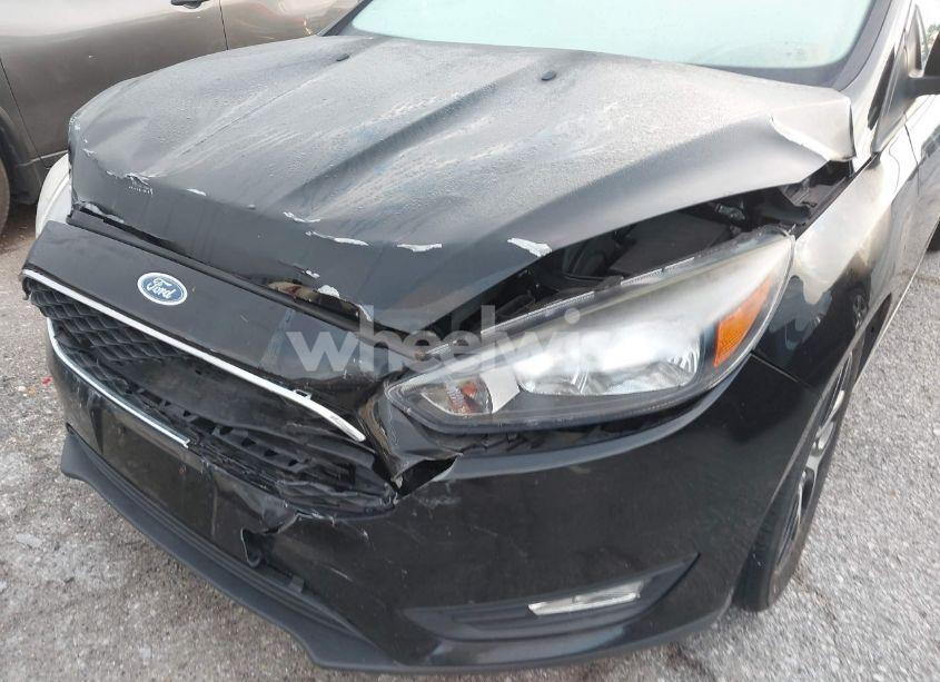 Photo 6 of 2017 Ford Focus SEL (VIN 1FADP3H25HL265128)