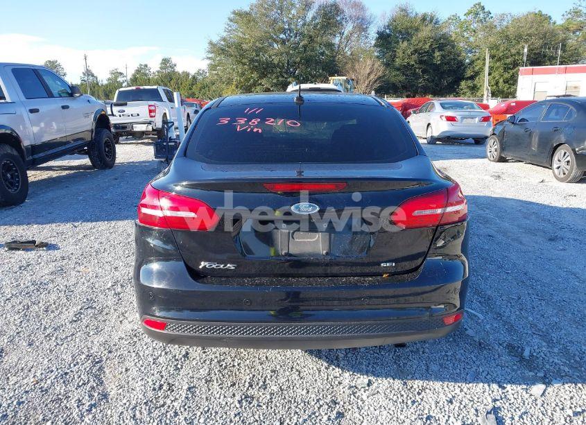 Photo 15 of 2017 Ford Focus SEL (VIN 1FADP3H25HL338210)