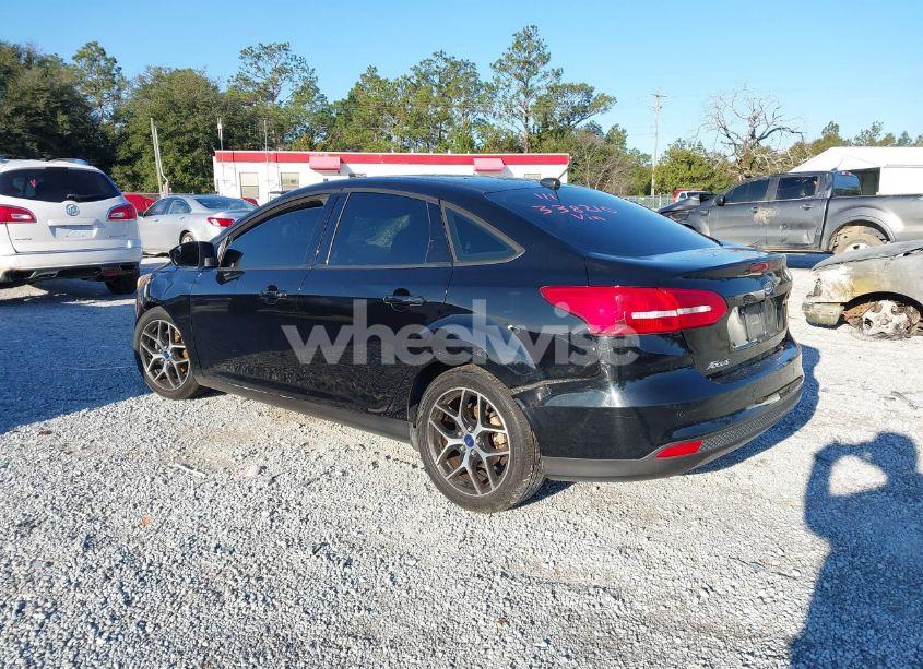 Photo 3 of 2017 Ford Focus SEL (VIN 1FADP3H25HL338210)