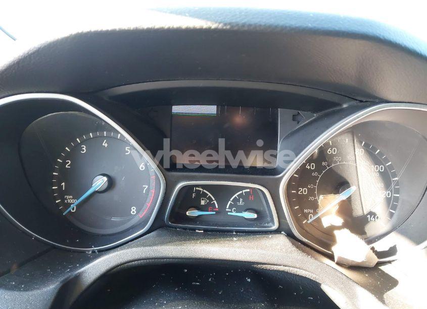 Photo 7 of 2017 Ford Focus SEL (VIN 1FADP3H25HL338210)