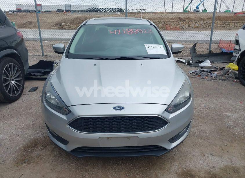 Photo 12 of 2017 Ford Focus SEL (VIN 1FADP3H25HL344217)