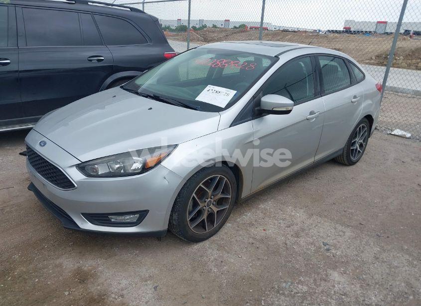 Photo 2 of 2017 Ford Focus SEL (VIN 1FADP3H25HL344217)