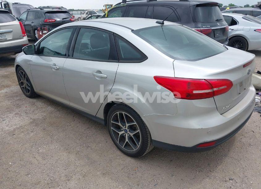 Photo 3 of 2017 Ford Focus SEL (VIN 1FADP3H25HL344217)