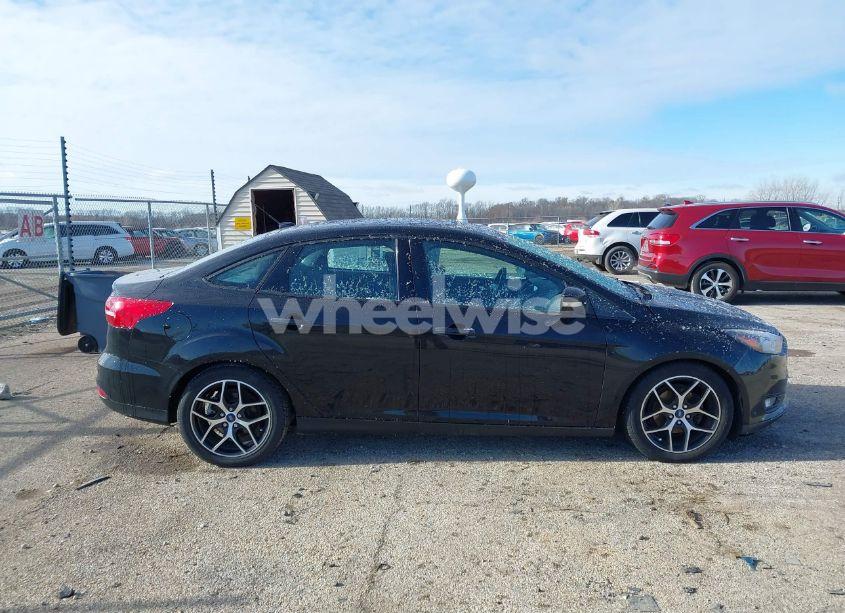 Photo 12 of 2018 Ford Focus SEL (VIN 1FADP3H25JL234970)