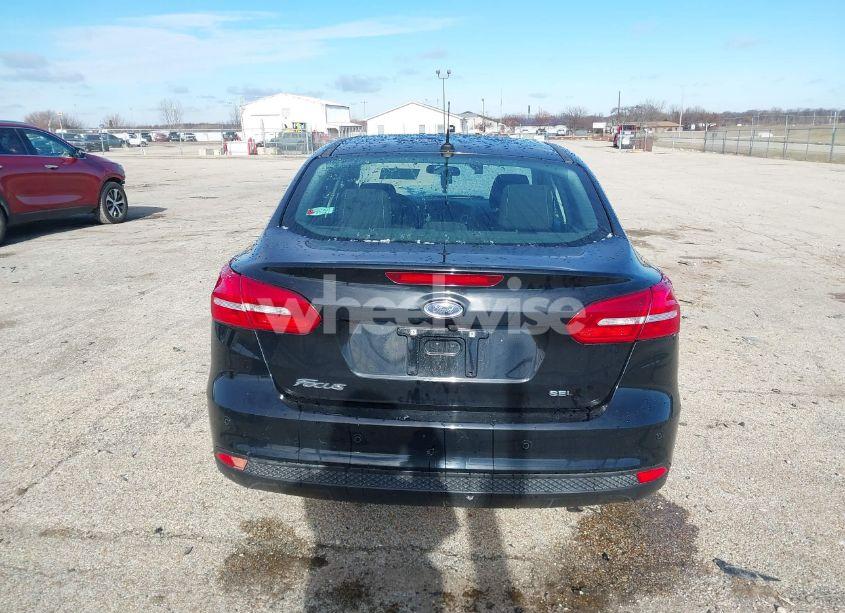 Photo 15 of 2018 Ford Focus SEL (VIN 1FADP3H25JL234970)