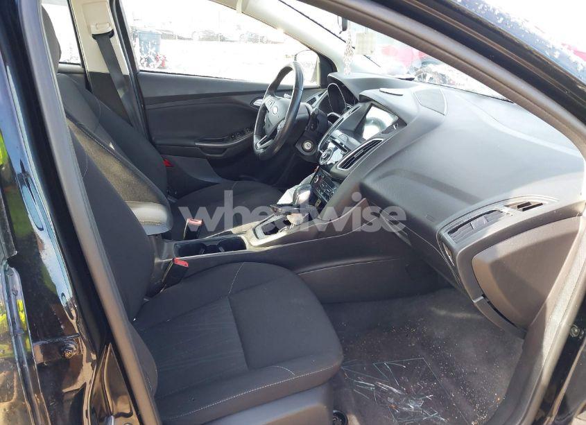 Photo 5 of 2018 Ford Focus SEL (VIN 1FADP3H25JL234970)