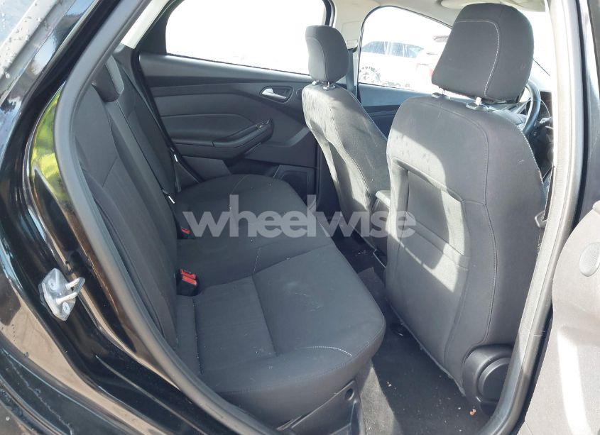 Photo 8 of 2018 Ford Focus SEL (VIN 1FADP3H25JL234970)