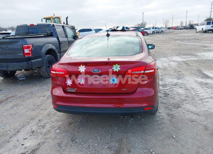 Photo 16 of 2017 Ford Focus SEL (VIN 1FADP3H26HL209523)