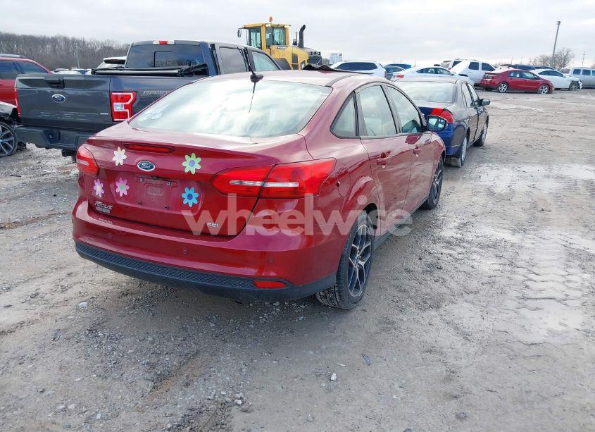 Photo 4 of 2017 Ford Focus SEL (VIN 1FADP3H26HL209523)