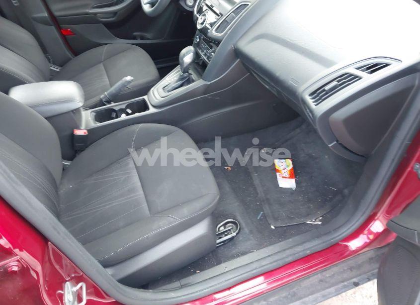 Photo 5 of 2017 Ford Focus SEL (VIN 1FADP3H26HL209523)